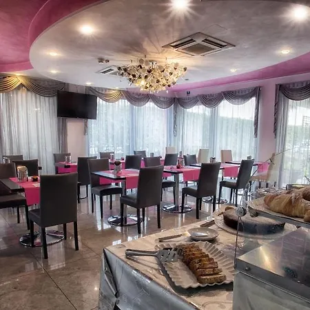 فندق La Grotta 3*