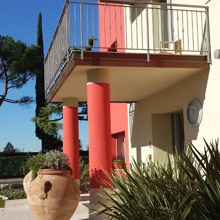 La Grotta فندق 3*