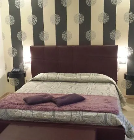 فندق La Grotta 3*